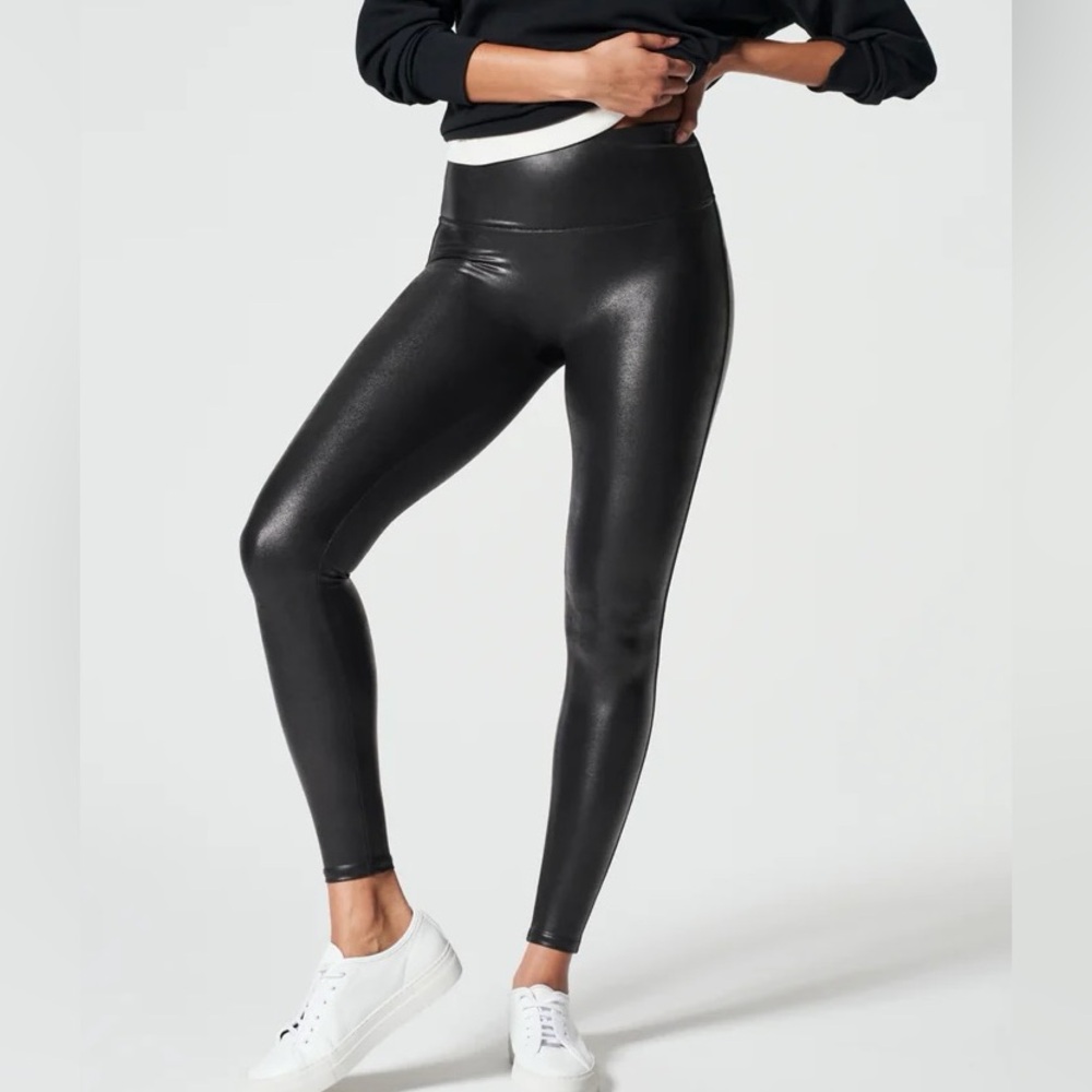 Spanx Size XL Petite Faux Leather Leggings Black Style 2437Q Shapewear Classic
